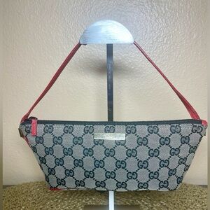 GUCCI Boat Pochette GG Canvas Small